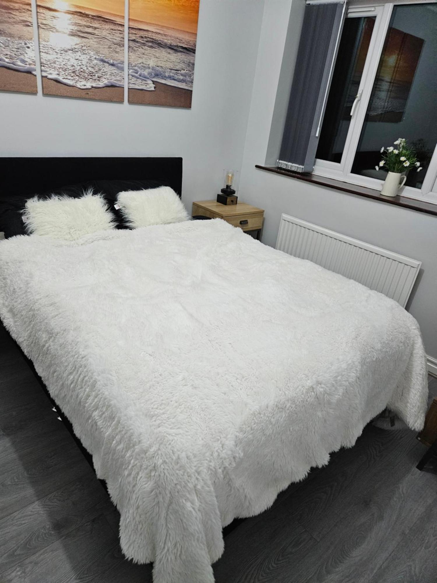 Lister Park Bradford 2Bed Detached Cottage House Parking Cinema Screen Games Room Bagian luar foto