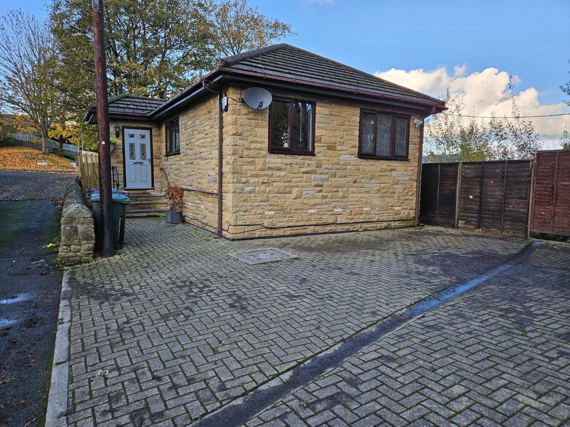 Lister Park Bradford 2Bed Detached Cottage House Parking Cinema Screen Games Room Bagian luar foto