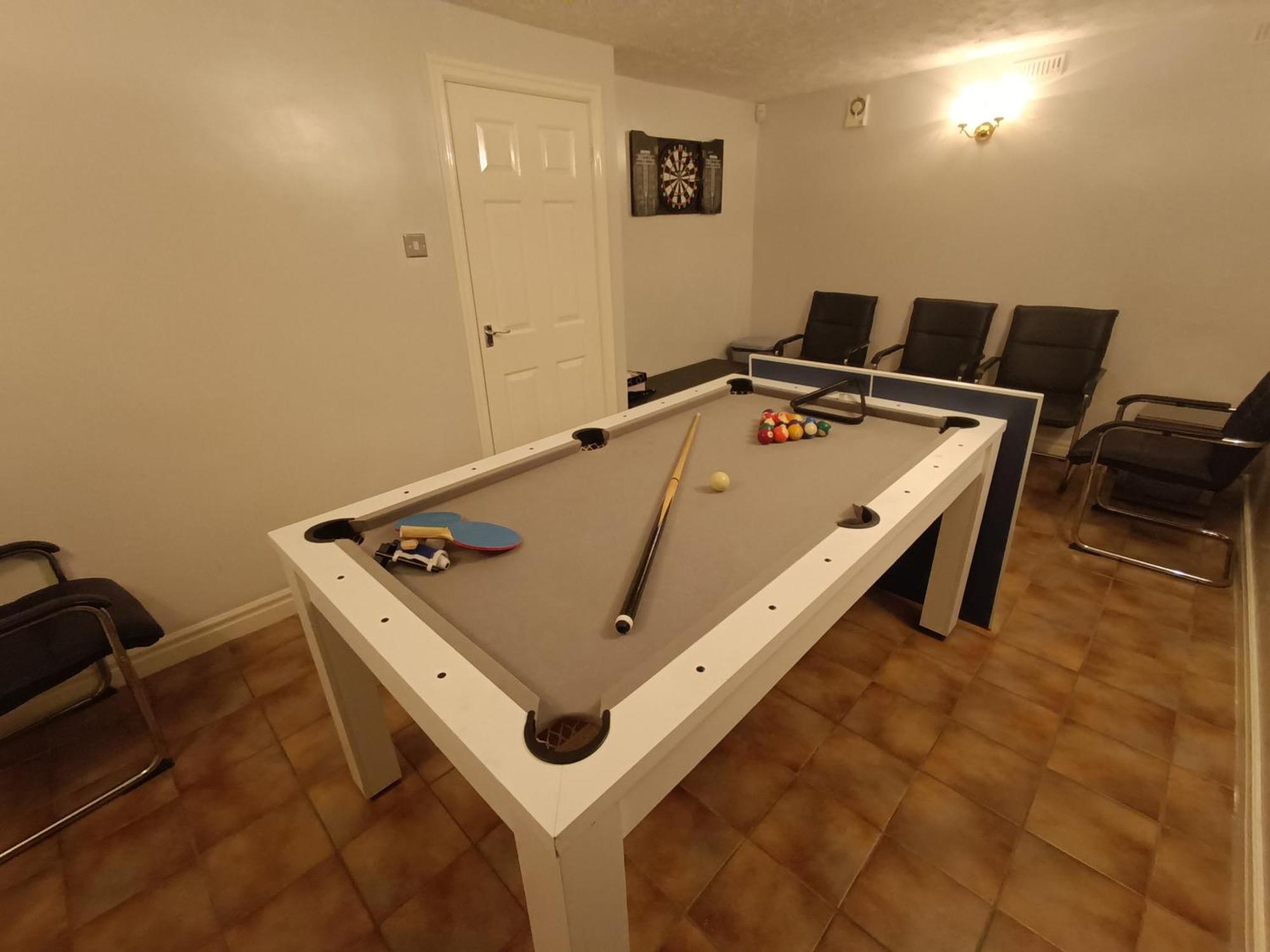 Lister Park Bradford 2Bed Detached Cottage House Parking Cinema Screen Games Room Bagian luar foto
