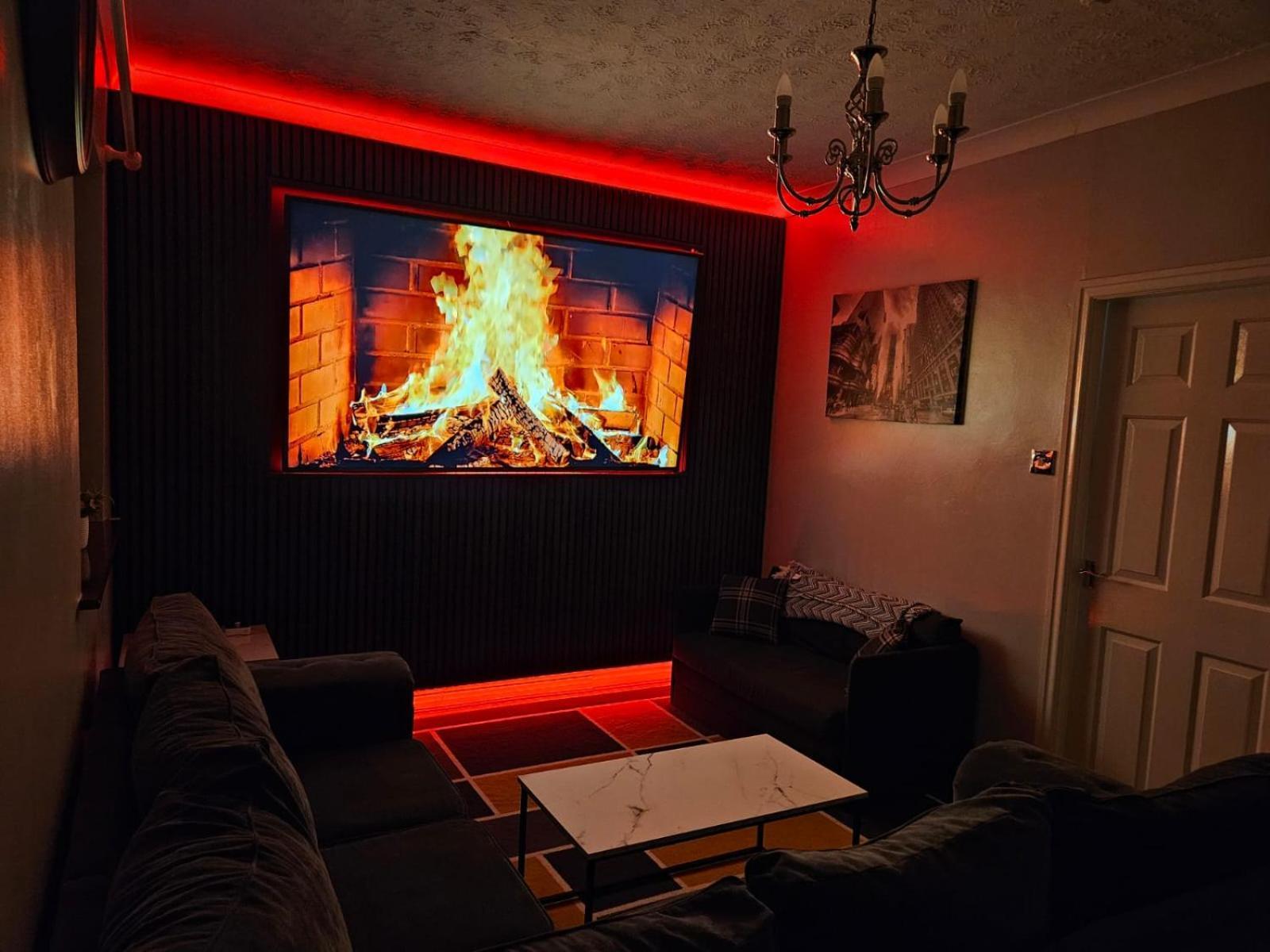 Lister Park Bradford 2Bed Detached Cottage House Parking Cinema Screen Games Room Bagian luar foto